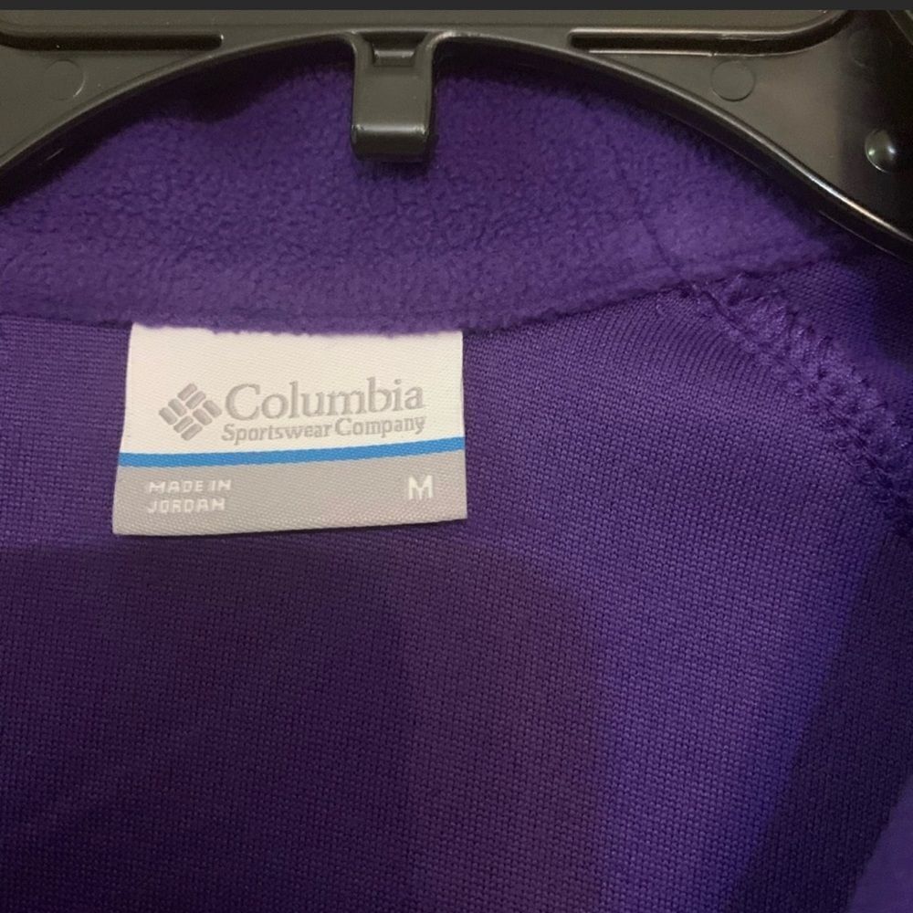 Columbia‎ purple fleece long sleeve 1/4 zip pullover, size medium - Picture 2 of 6